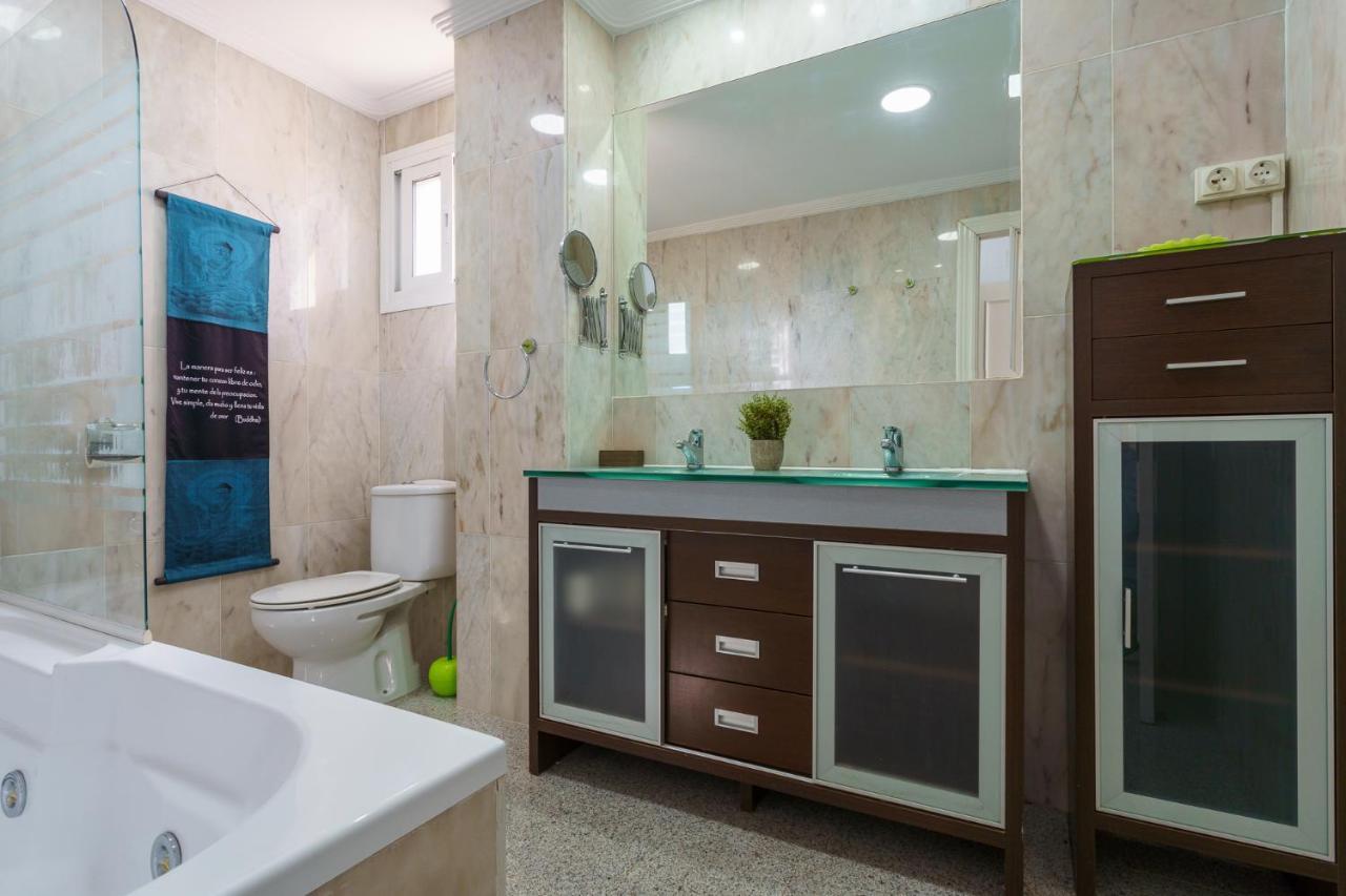 MalagaSuite Mediterranean Sense Bagian luar foto